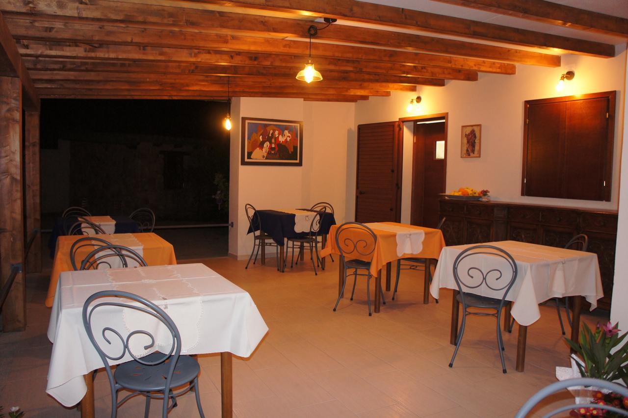 Bed and Breakfast Locanda Farorientale Санта-Лючия Экстерьер фото